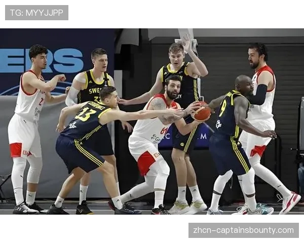 欧洲篮球联赛常规赛:皇家马德里篮球队击败帕纳辛奈科斯锁定头名